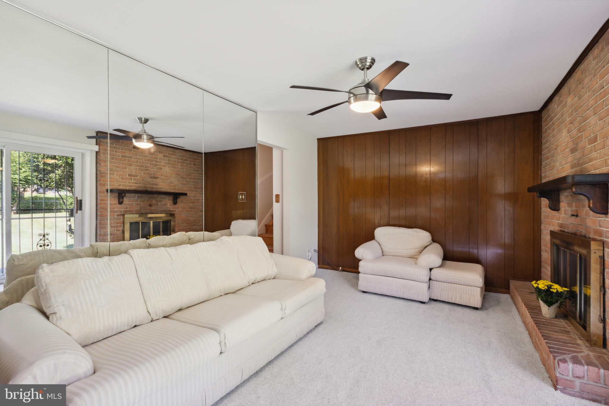 ROSECROFT PARK - Residential