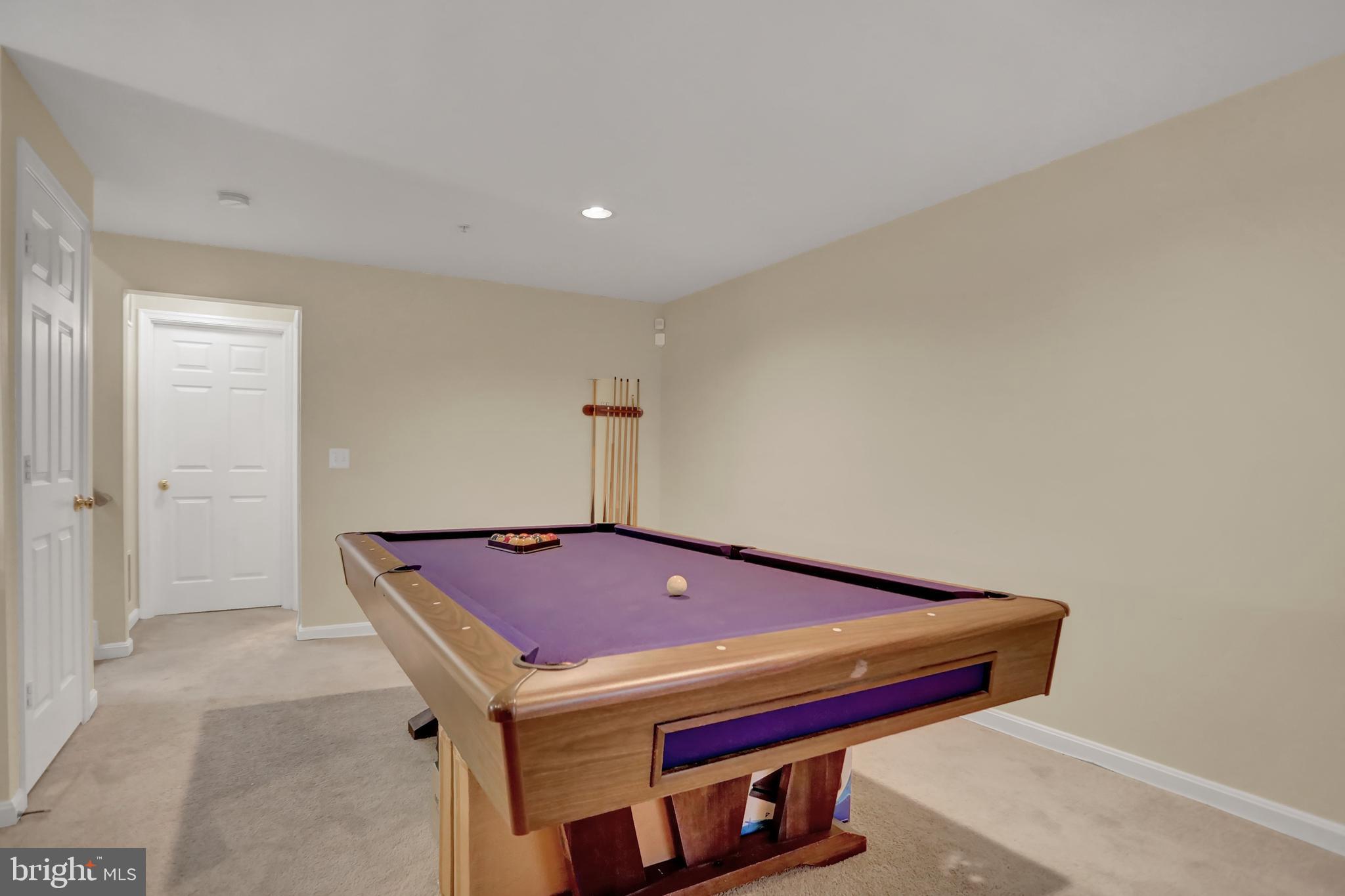 OWINGS MILLS - Residential