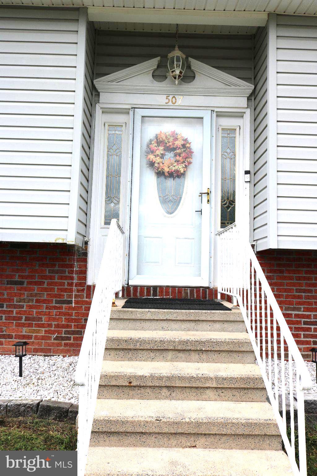 507 OAKWOOD DRIVE