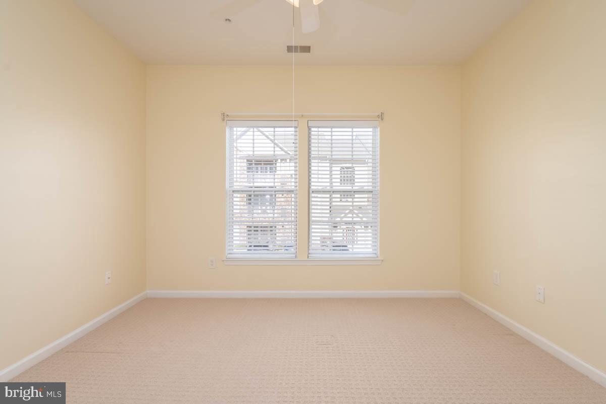 HEARTHSTONE AT VILLAGE SQUARE - Residential