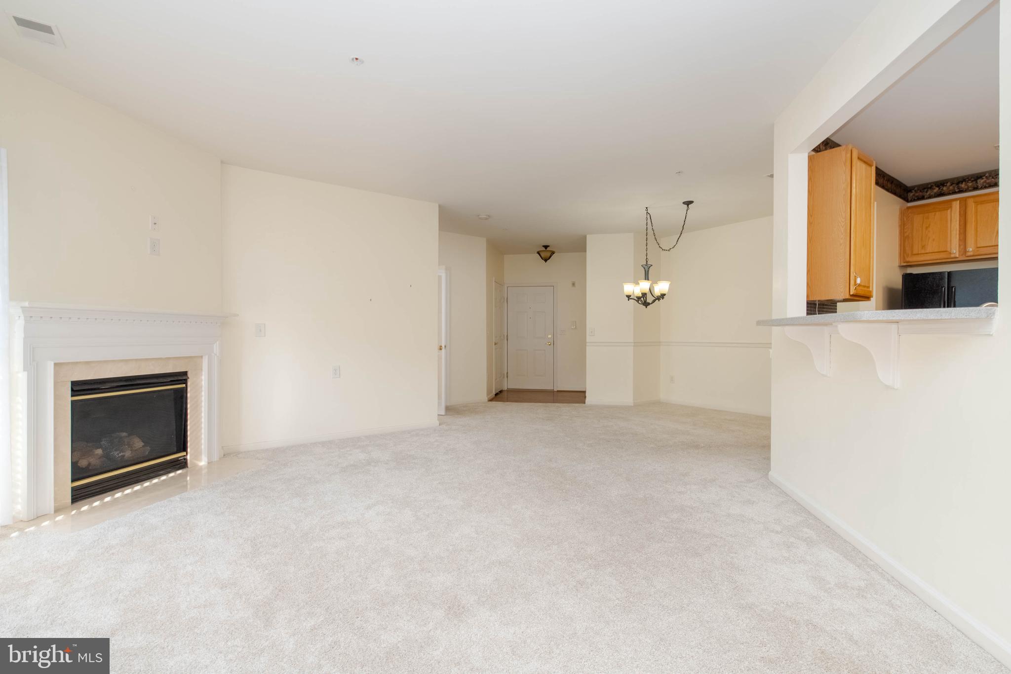 HEARTHSTONE AT VILLAGE SQUARE - Residential