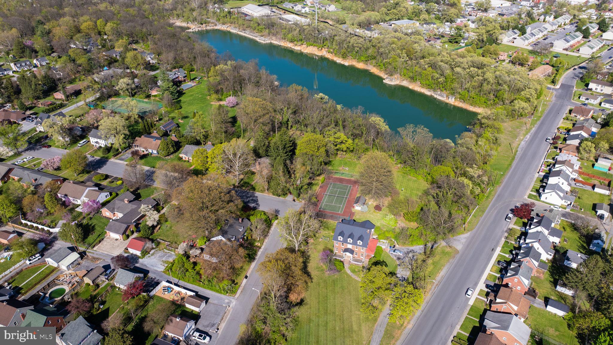 MARTINSBURG - Residential