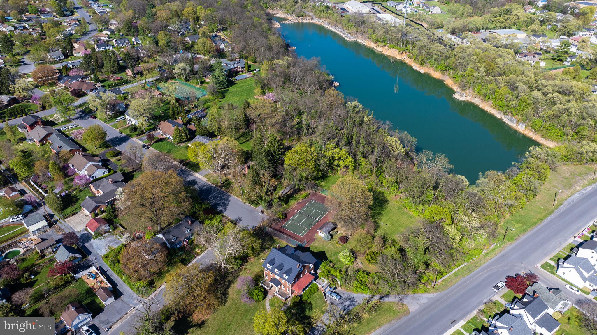 MARTINSBURG - Residential