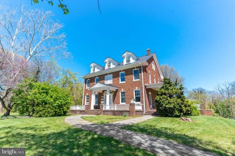 113 N TENNESSEE AVENUE MARTINSBURG WV 25401