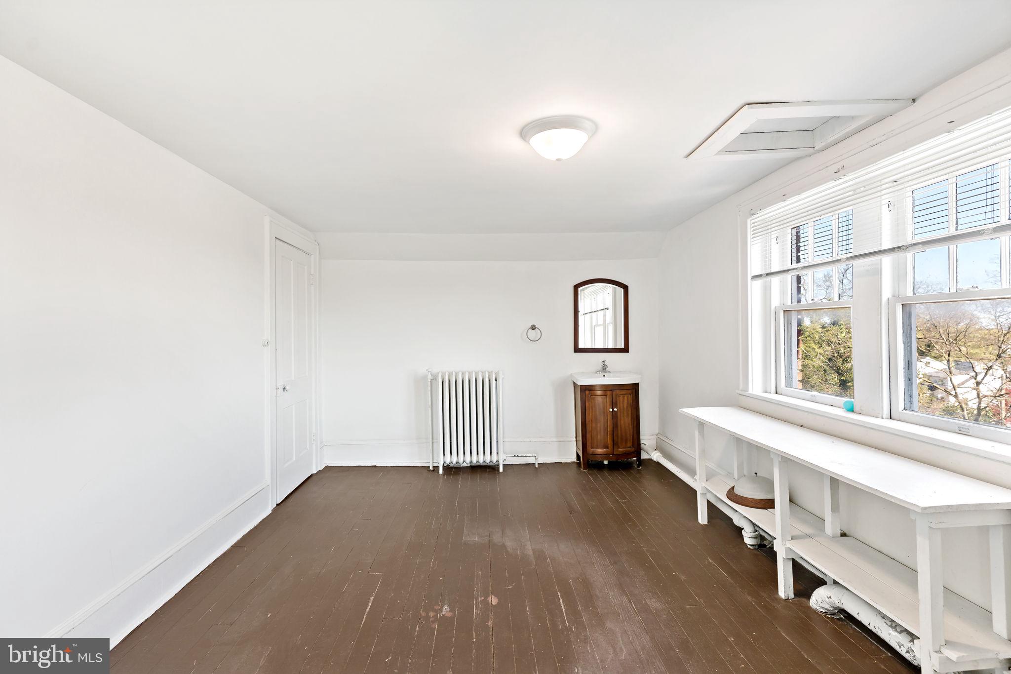 MARTINSBURG - Residential