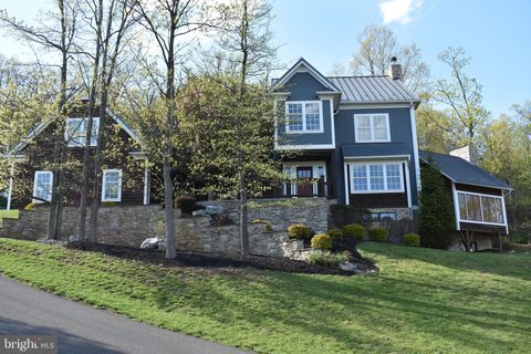 Photo of 12101 Mountainside Drive, MERCERSBURG, PA 17236 (MLS # PAFL2033954)