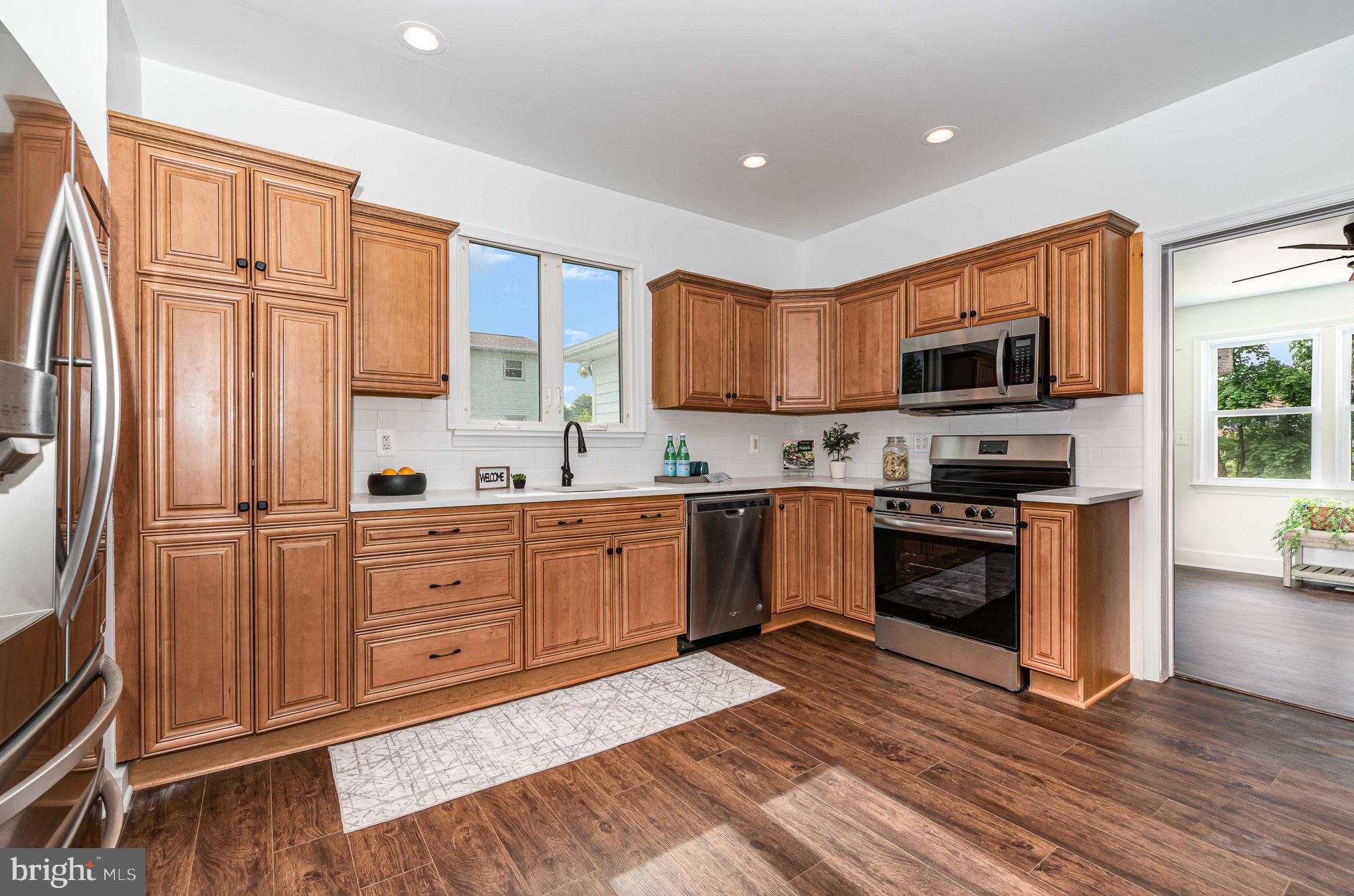 EDGEMONT - Residential