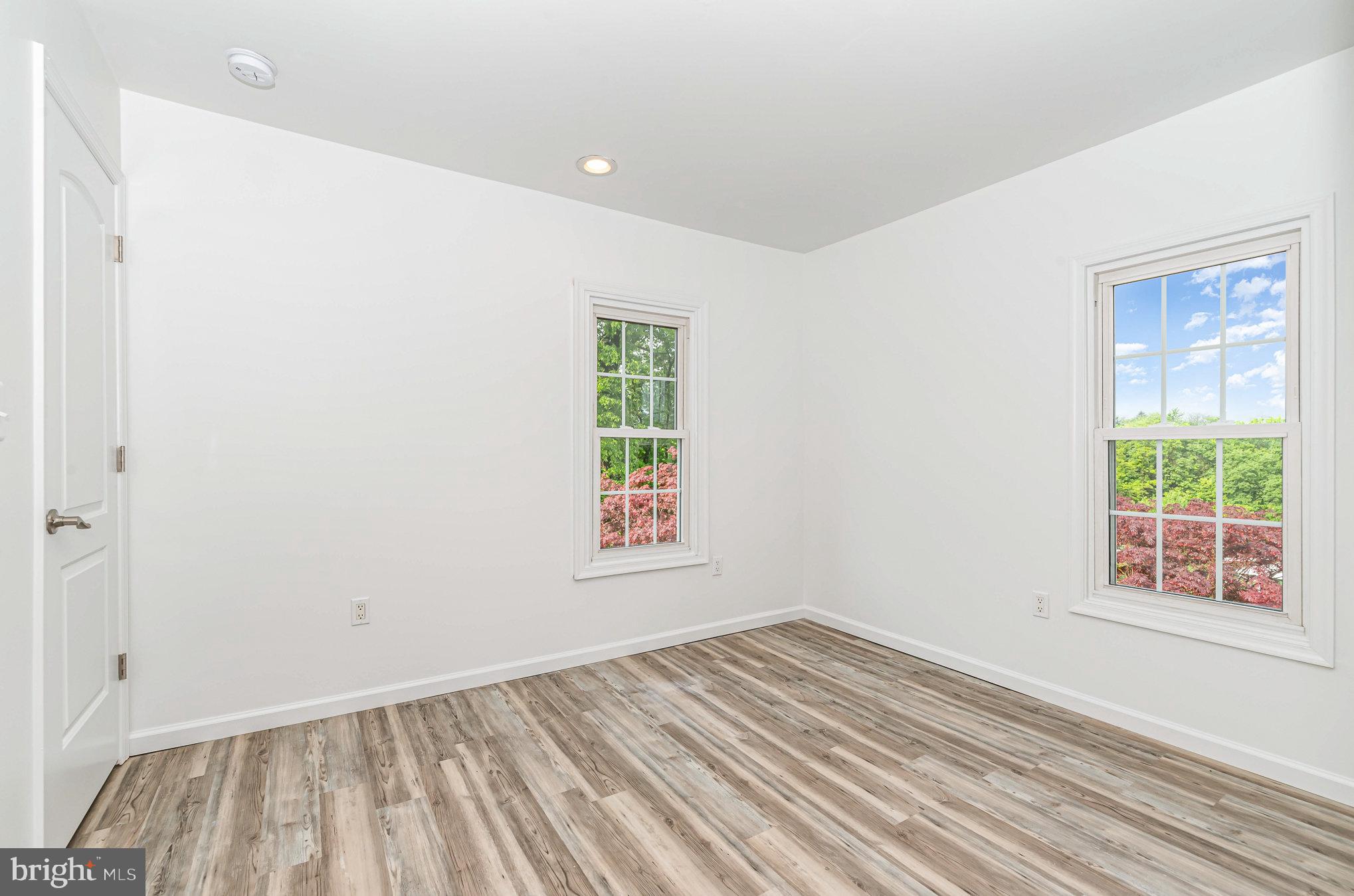 EDGEMONT - Residential