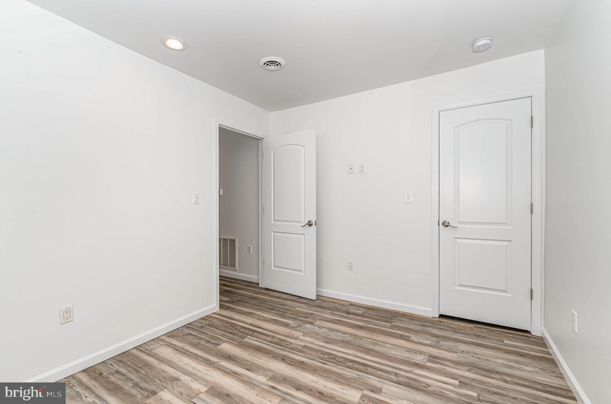 EDGEMONT - Residential