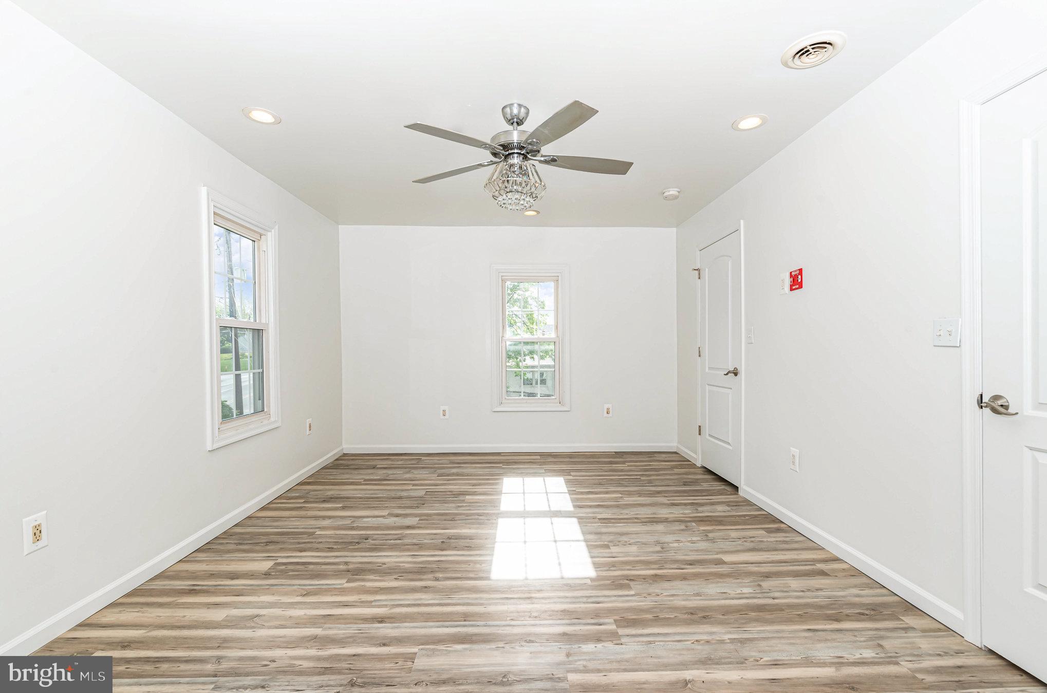 EDGEMONT - Residential