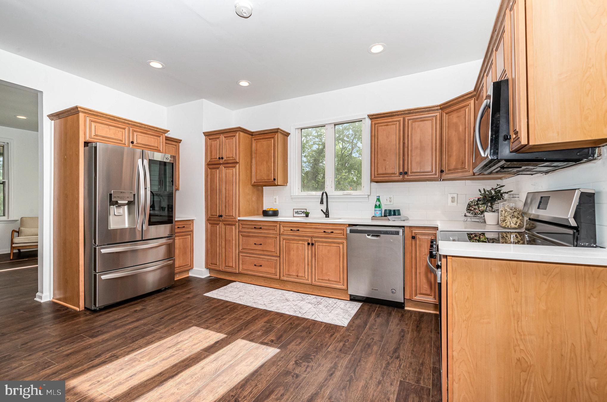 EDGEMONT - Residential
