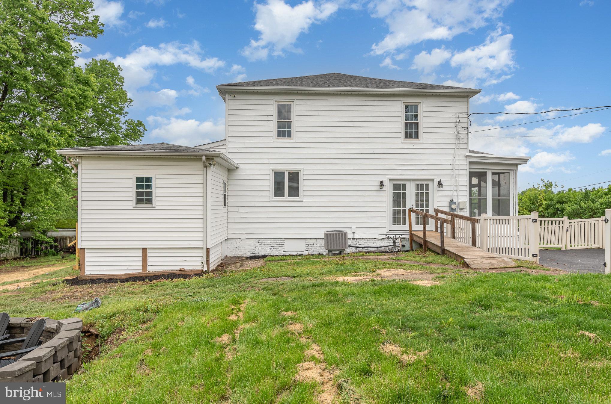EDGEMONT - Residential