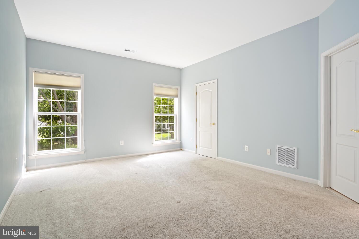 SYMPHONY VILLAGE AT CENTREVILLE - Residential