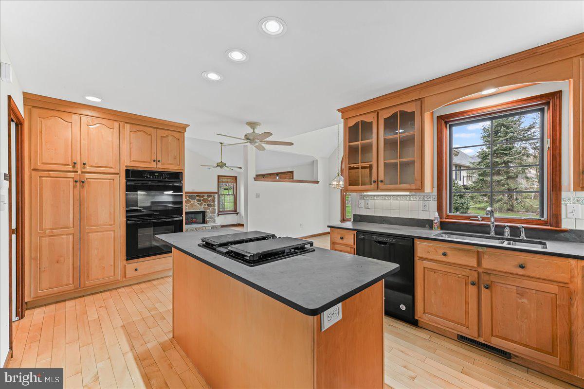 SUMMERFIELD - Residential