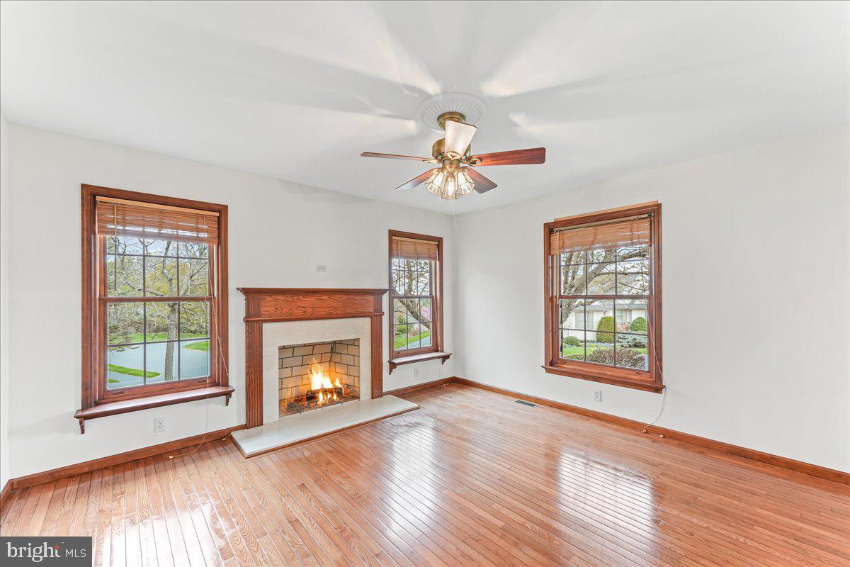 SUMMERFIELD - Residential