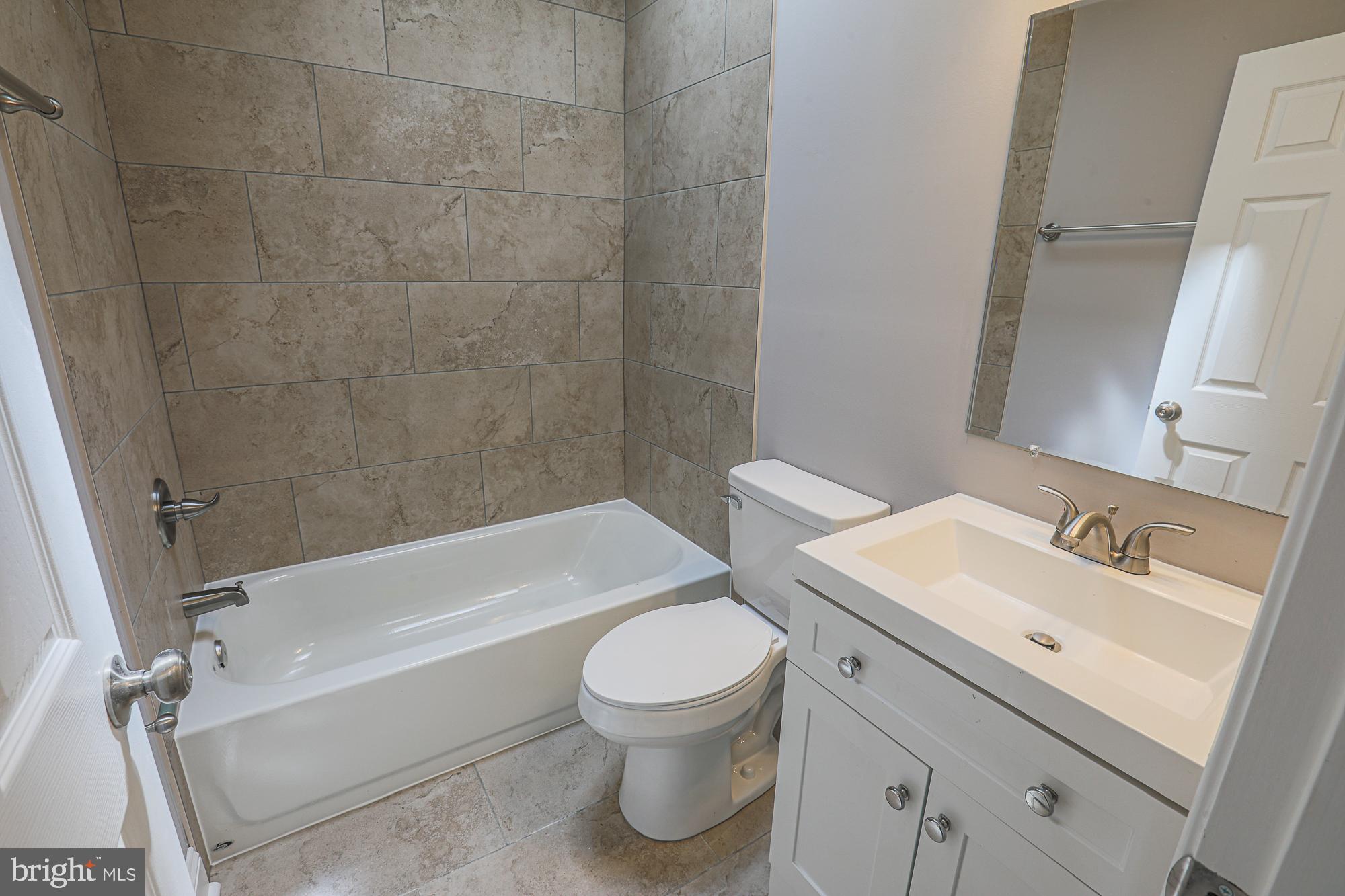 BREWERS HILL - Residential Lease