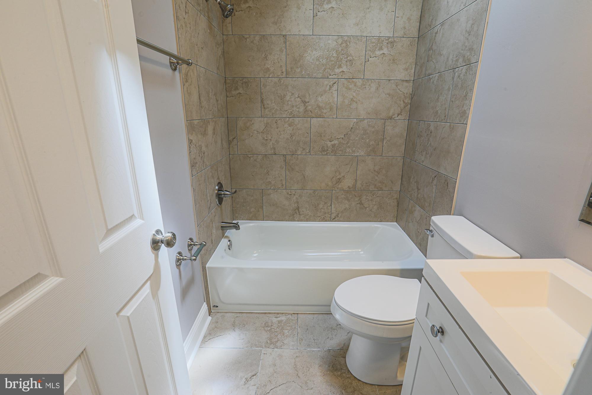 BREWERS HILL - Residential Lease