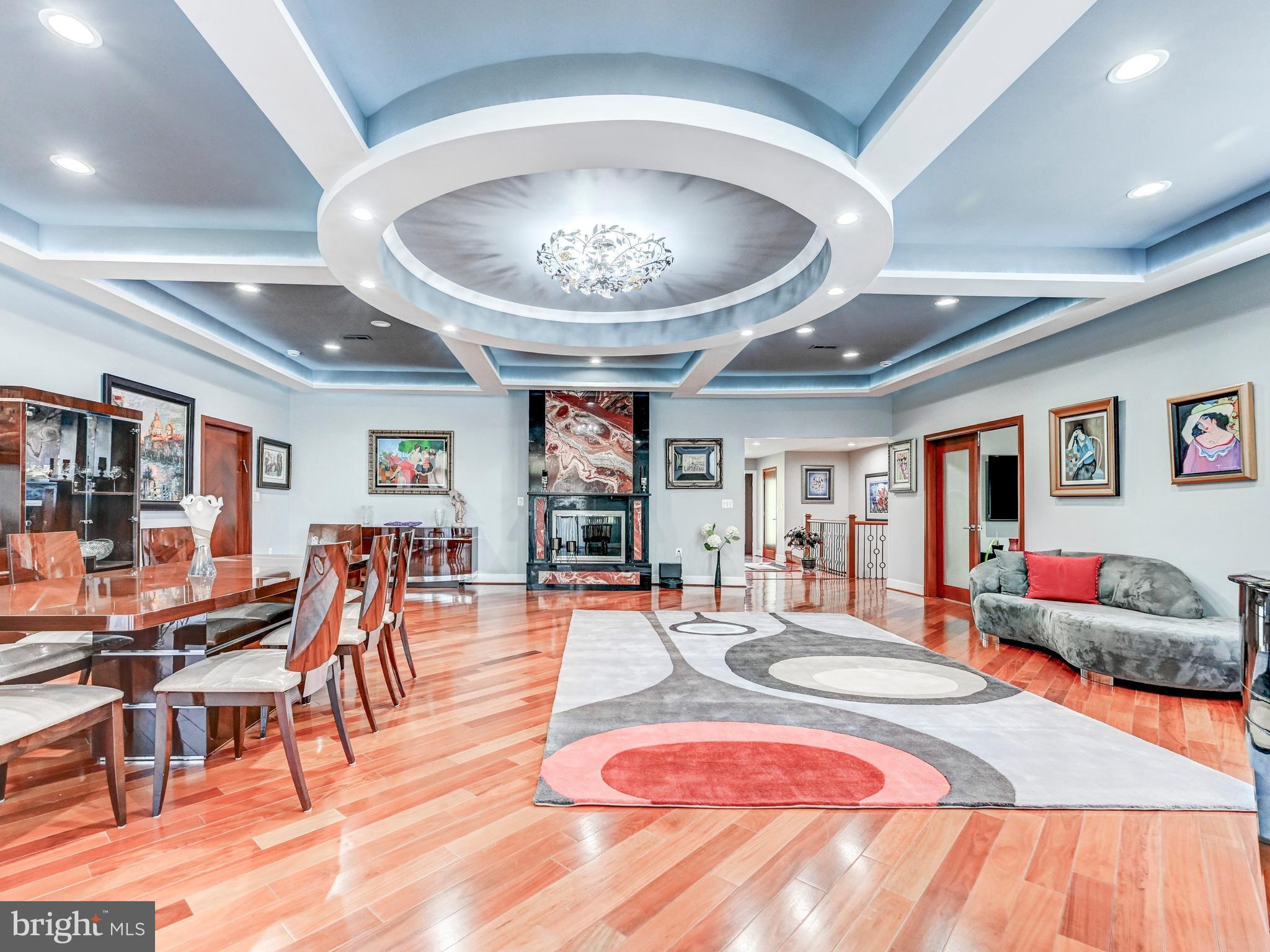 HALCYON GATE - Residential