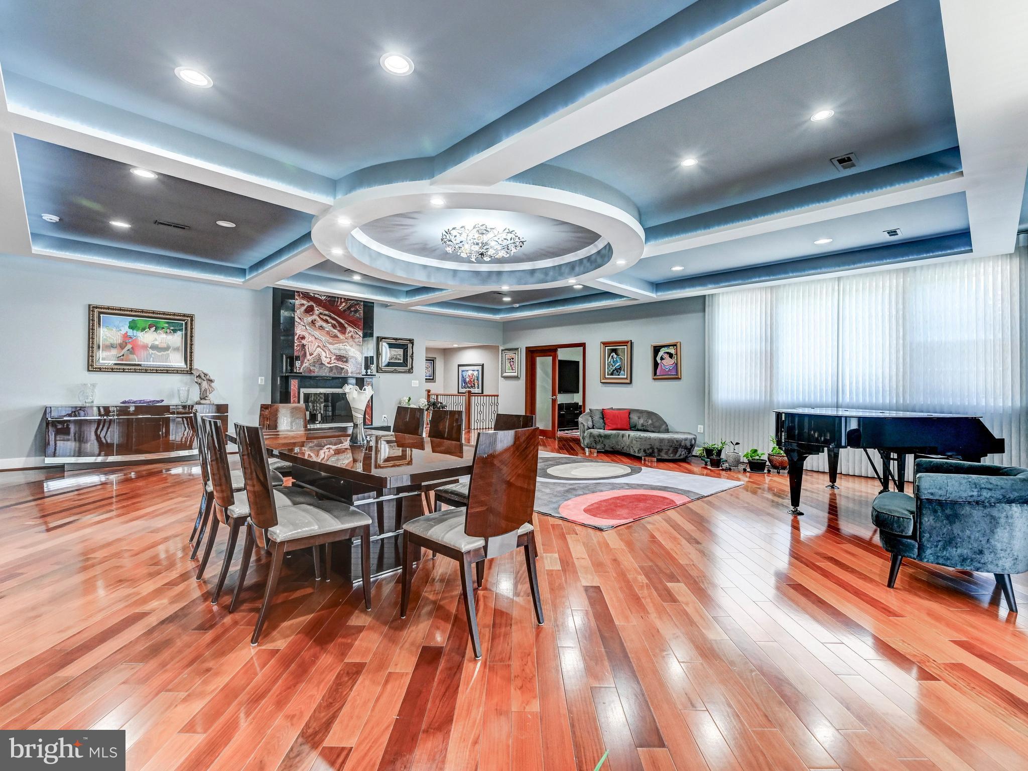 HALCYON GATE - Residential