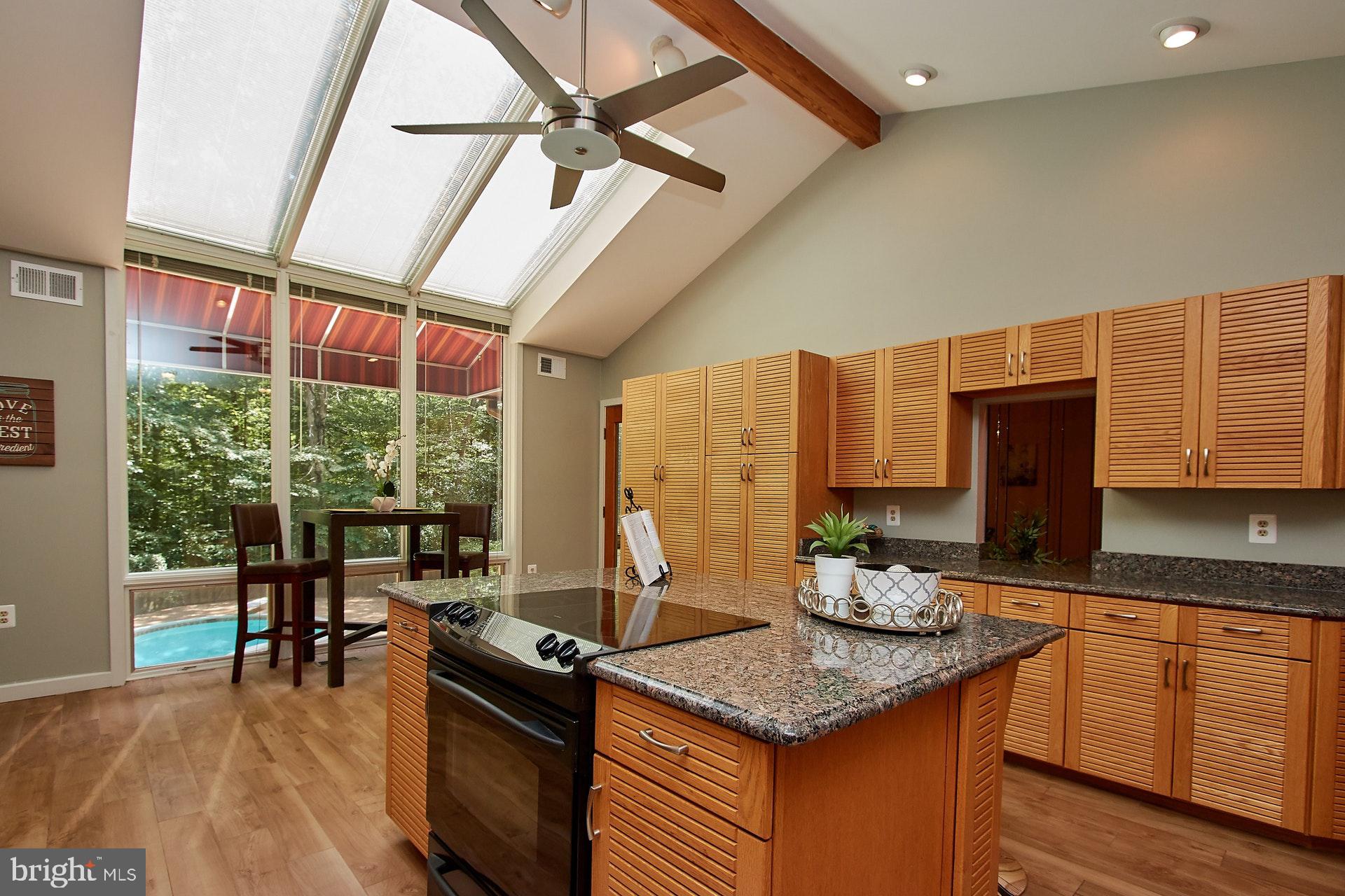 SHADOWALK - Residential