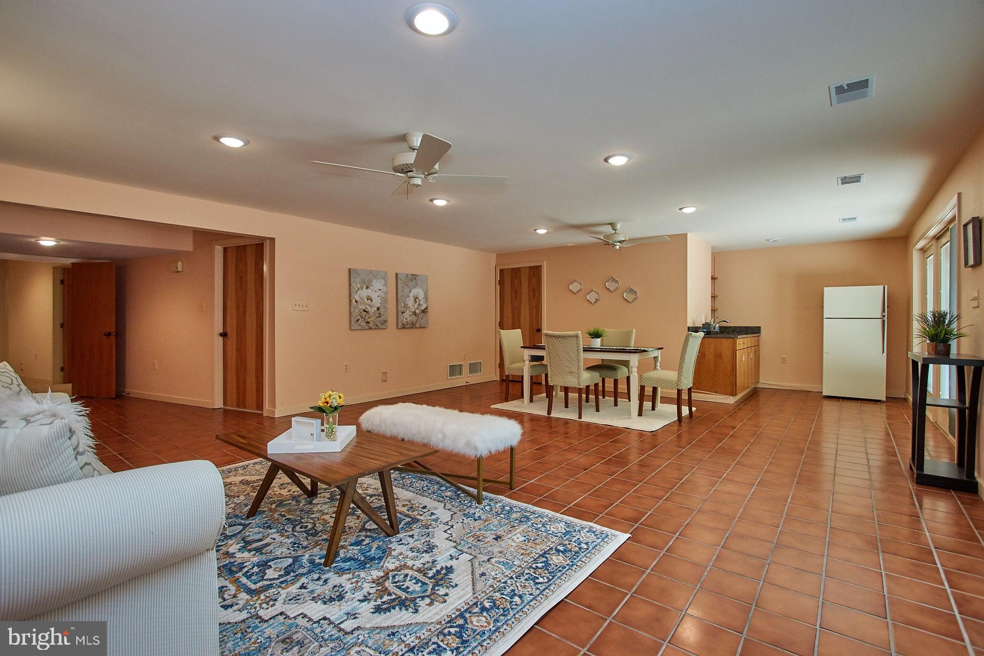 SHADOWALK - Residential