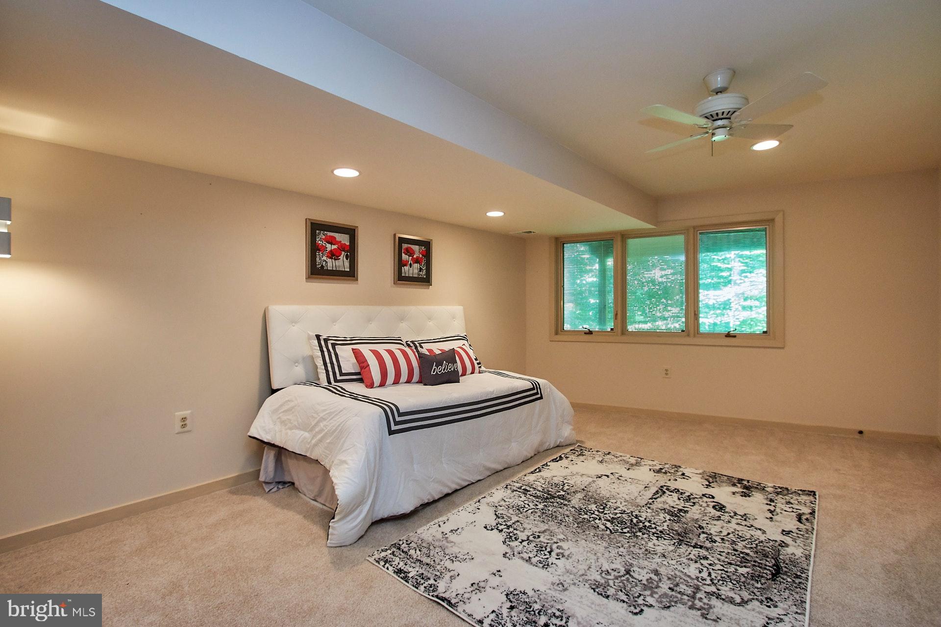 SHADOWALK - Residential