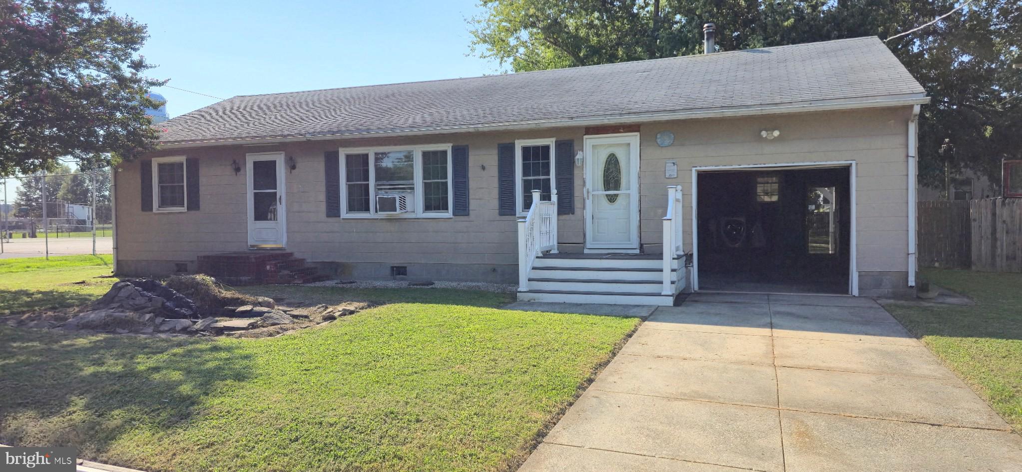 205 MIDDLE