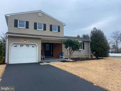 18 Wolfpack Road, Hamilton, NJ 08619 - MLS#: NJME2068982