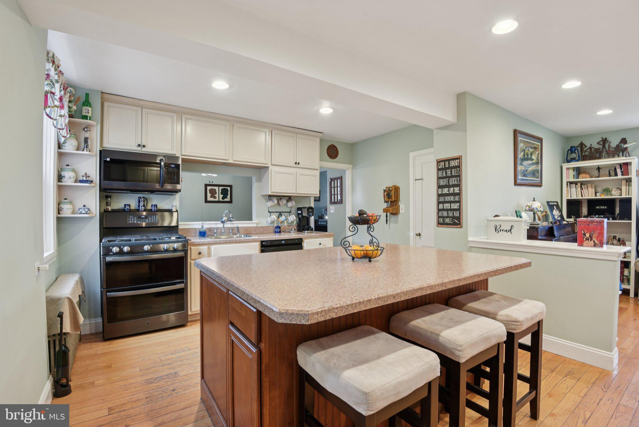 PARKVILLE - Residential