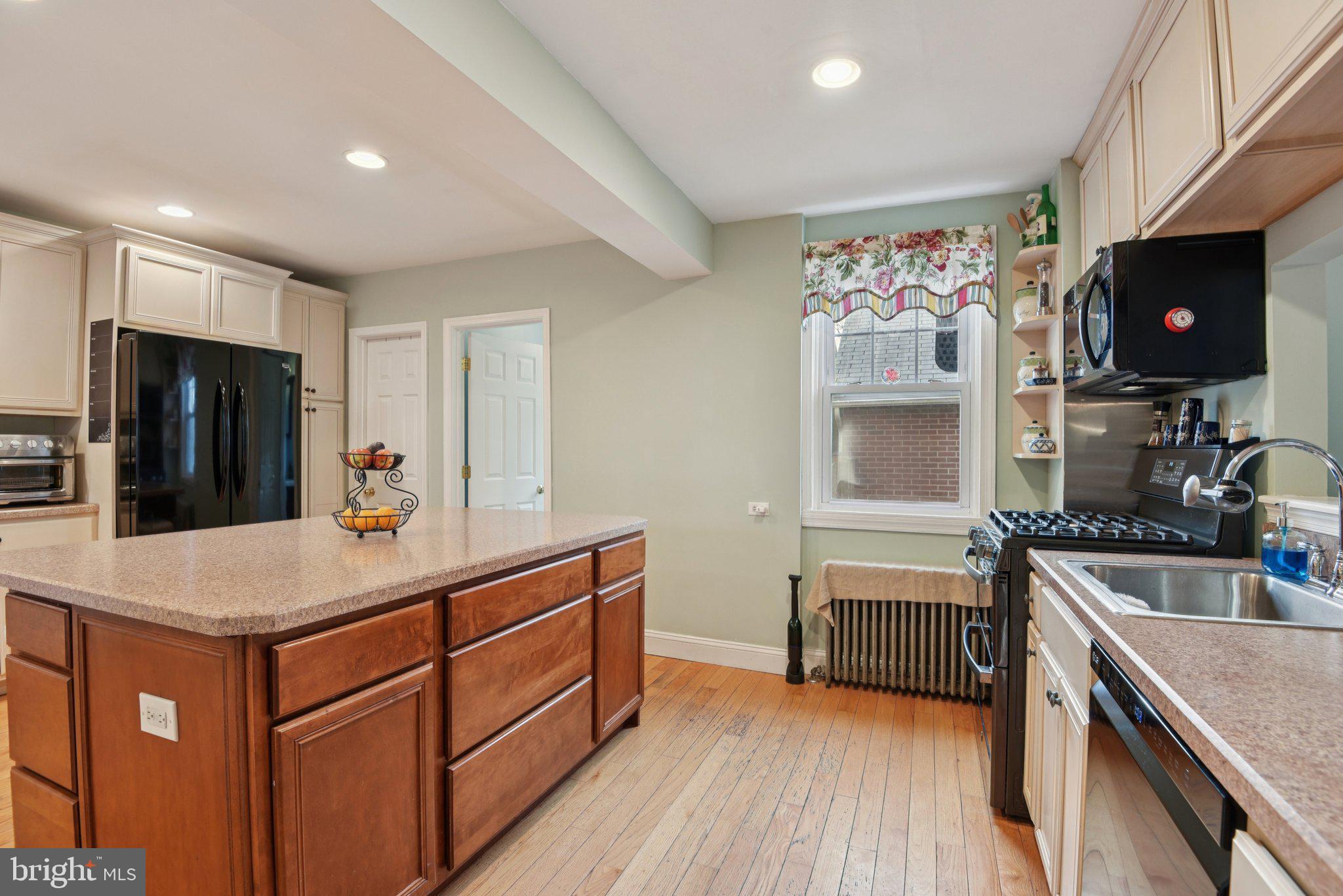 PARKVILLE - Residential