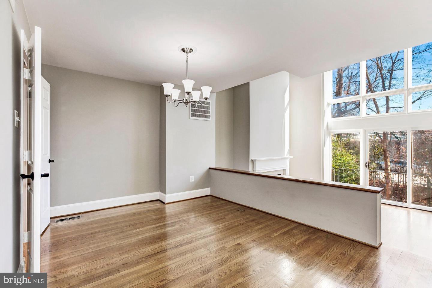 3956 GEORGETOWN COURT NW