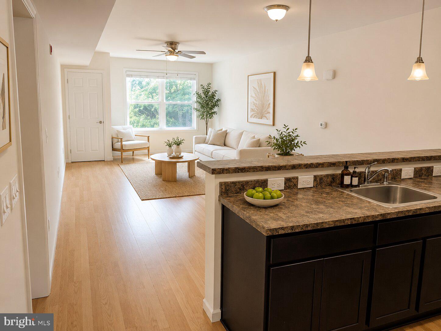 121 S 43RD STREET 33 206