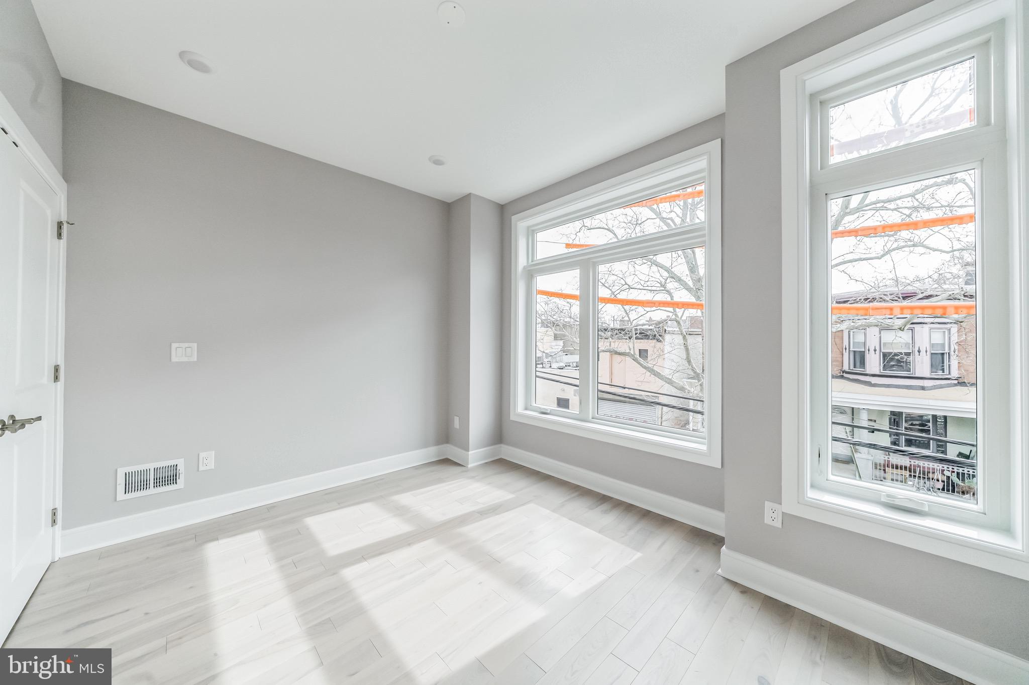 CEDAR PARK - Residential