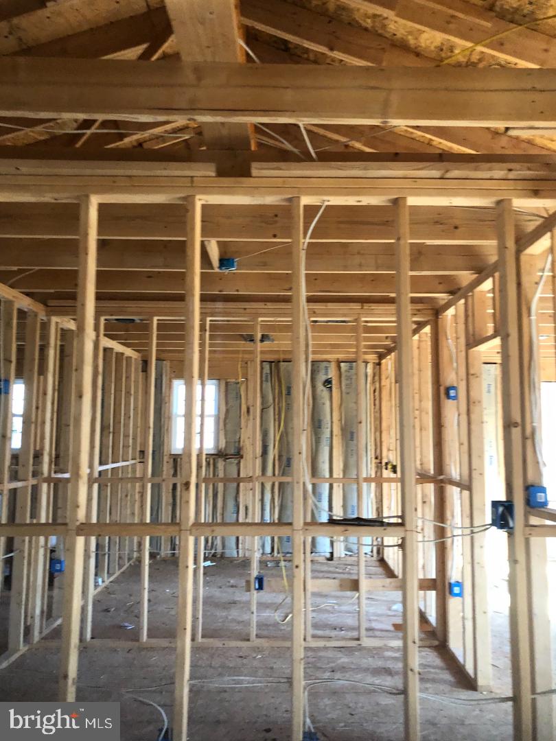 CROWNSVILLE - Residential