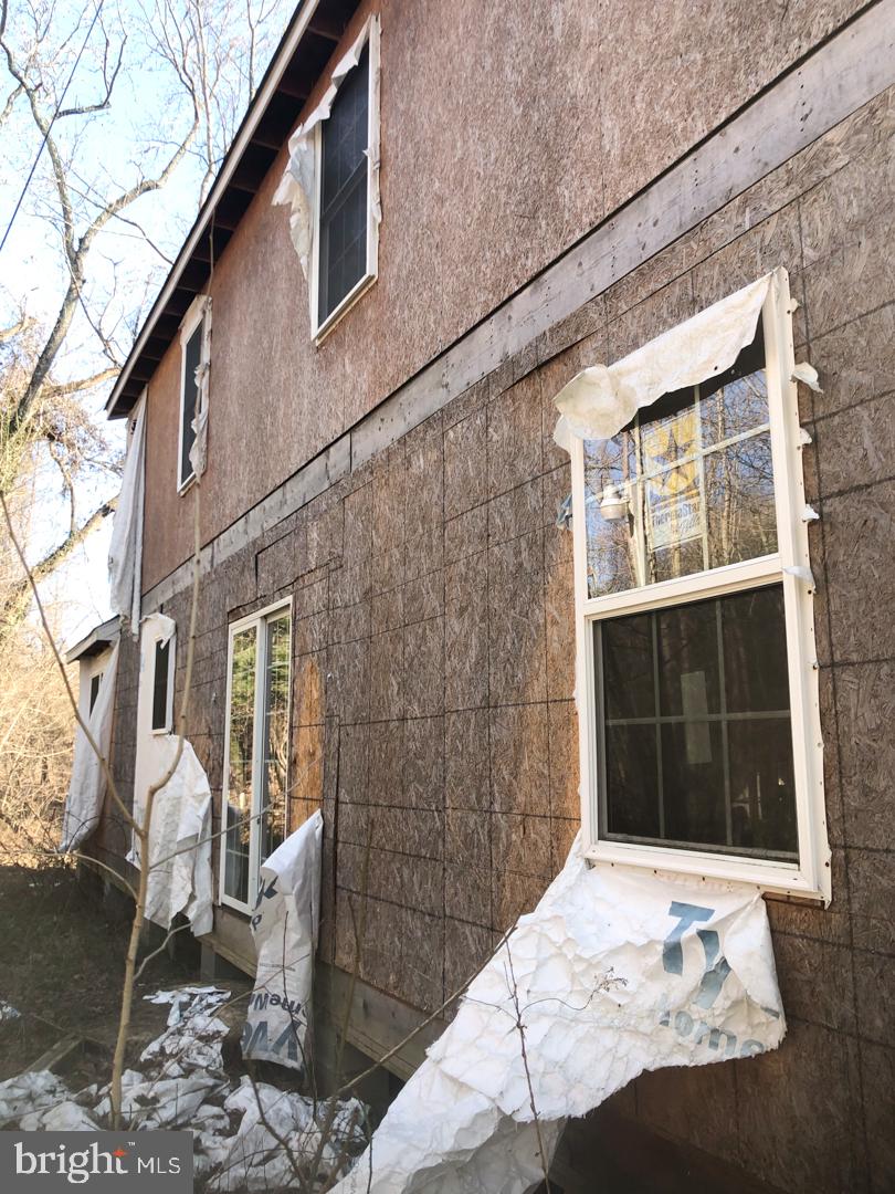 CROWNSVILLE - Residential