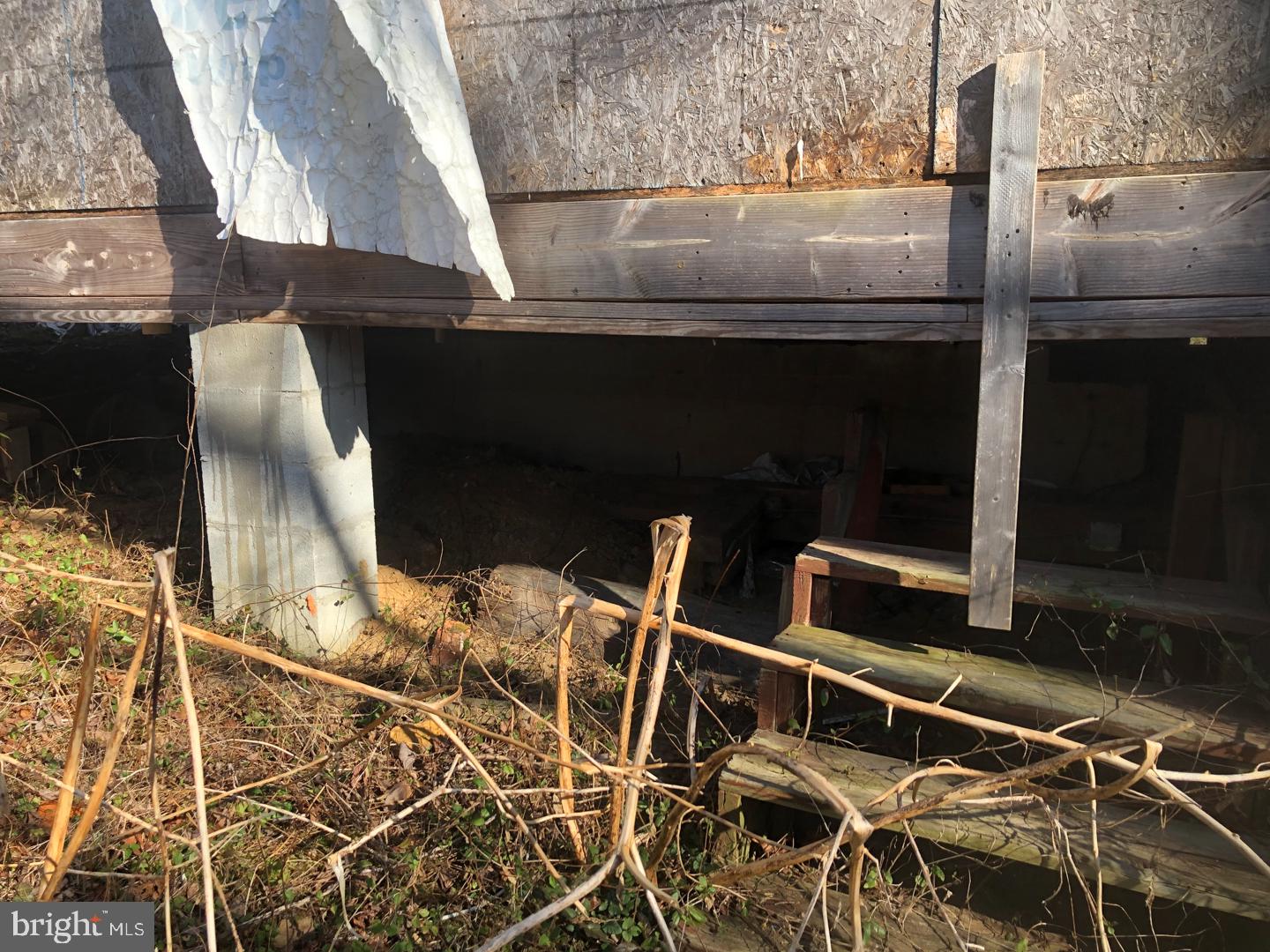 CROWNSVILLE - Residential