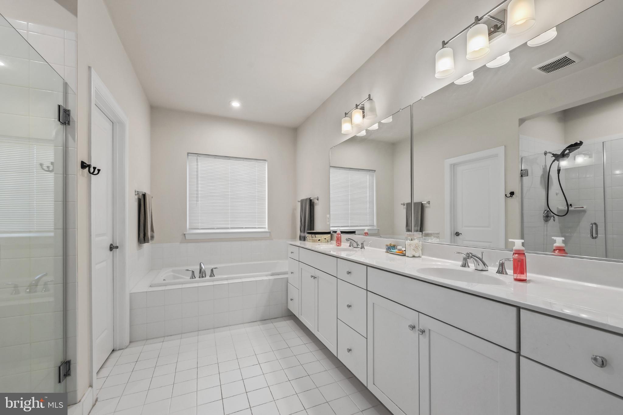 EMBREY MILL - Residential