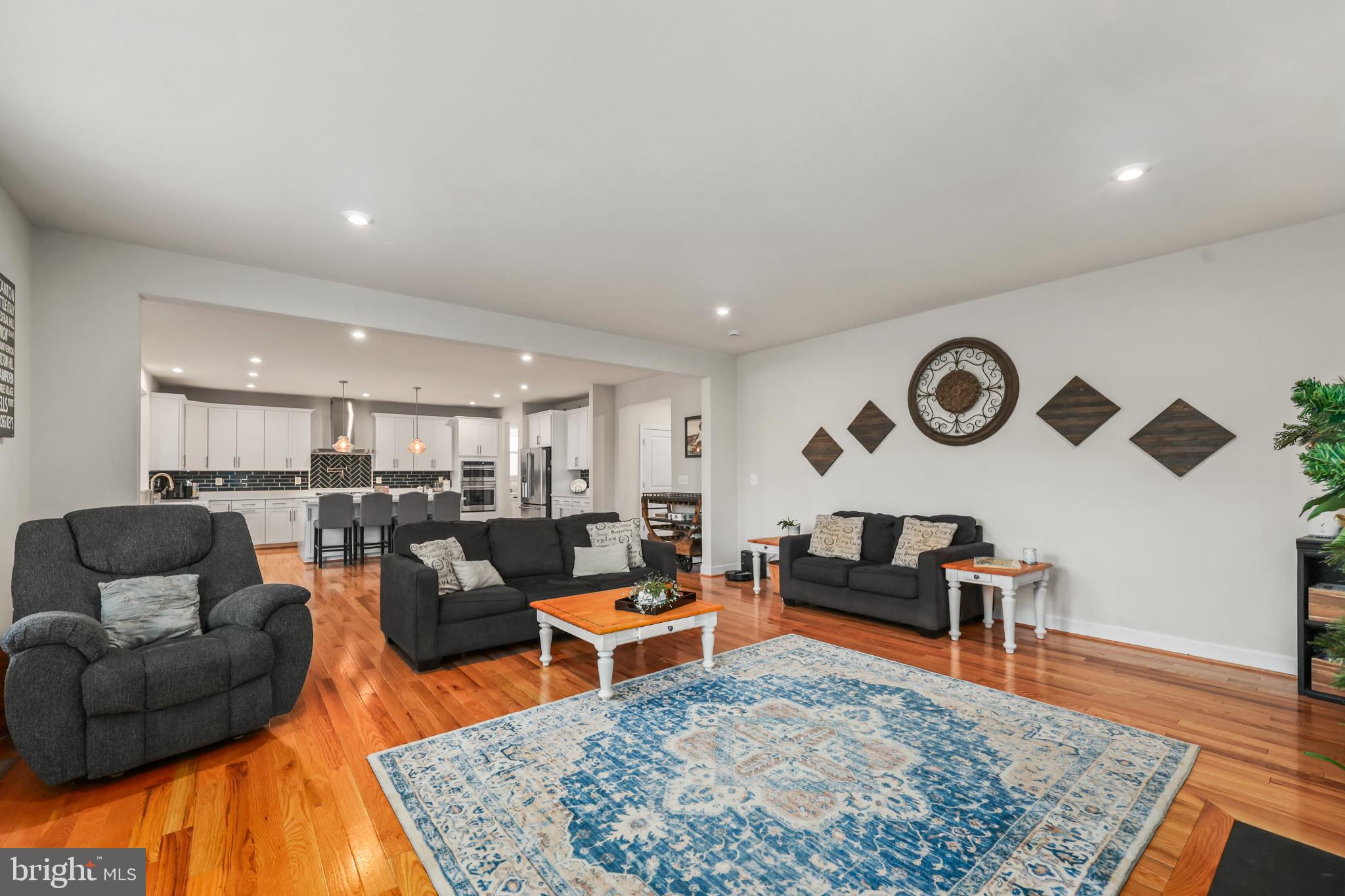 EMBREY MILL - Residential