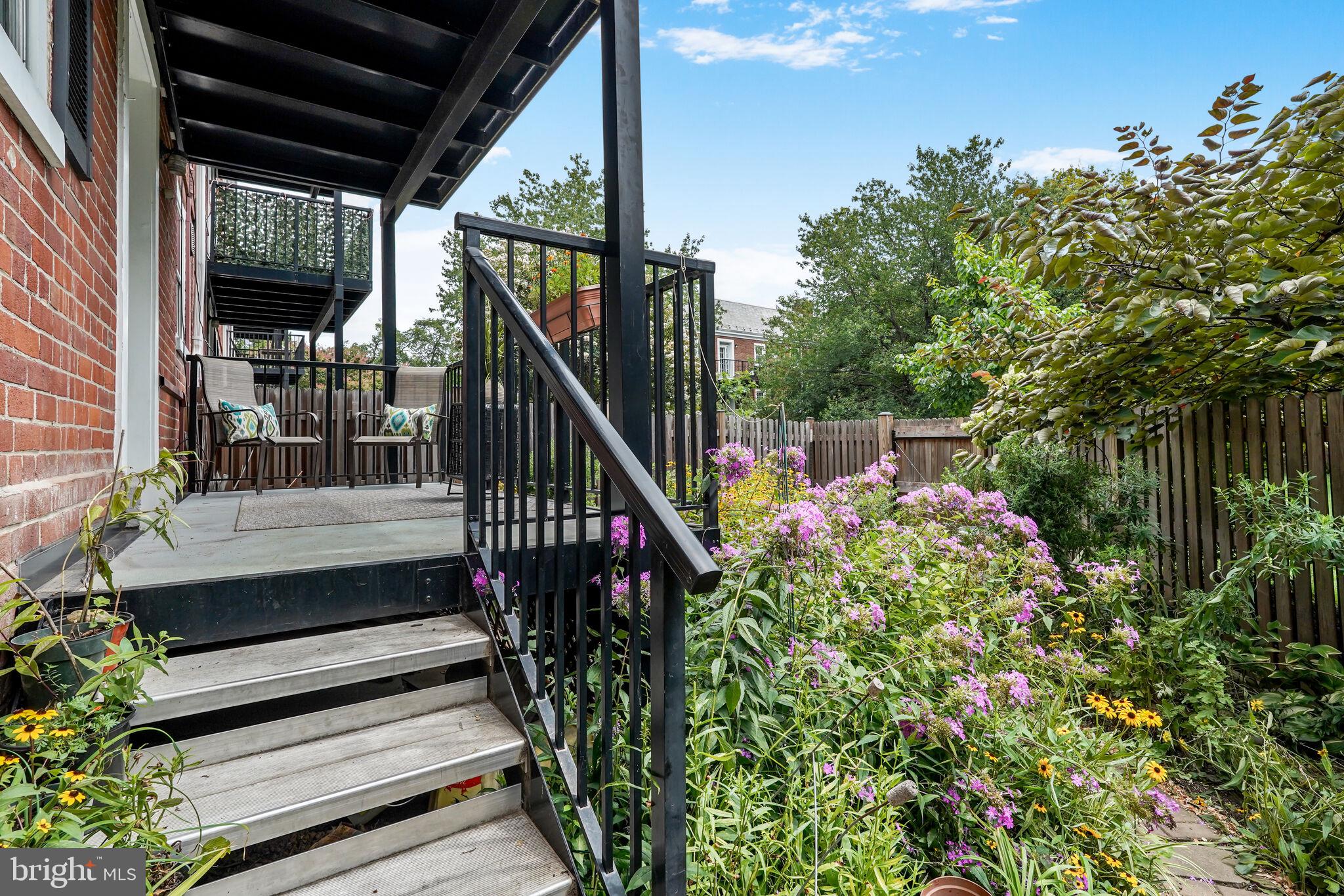 FAIRLINGTON VILLAGES - Residential