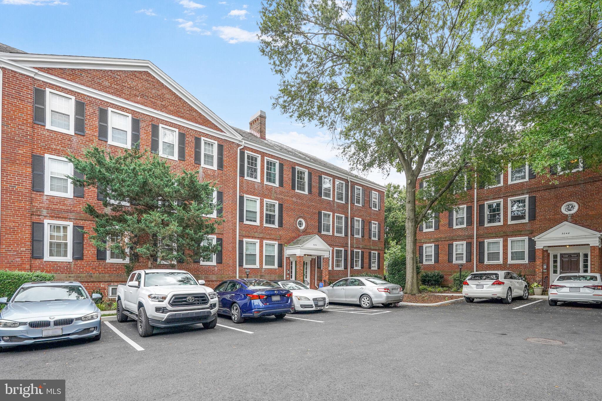 FAIRLINGTON VILLAGES - Residential