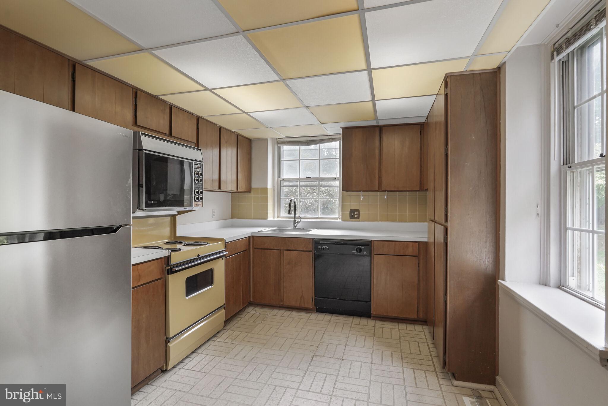 FAIRLINGTON VILLAGES - Residential