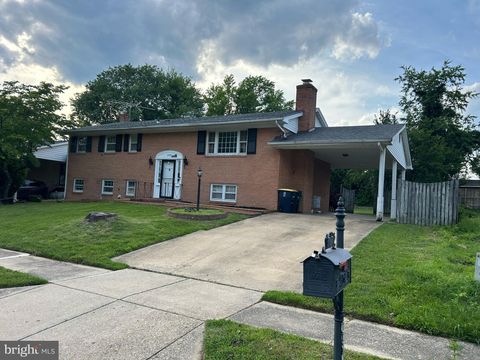 Photo of 10710 Tyrone Drive, UPPER MARLBORO, MD 20772 (MLS # MDPG2199038)