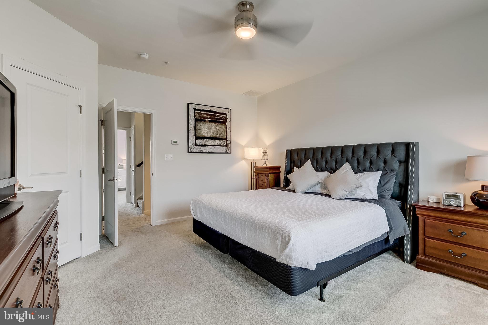 O'DONNELL SQUARE - Residential