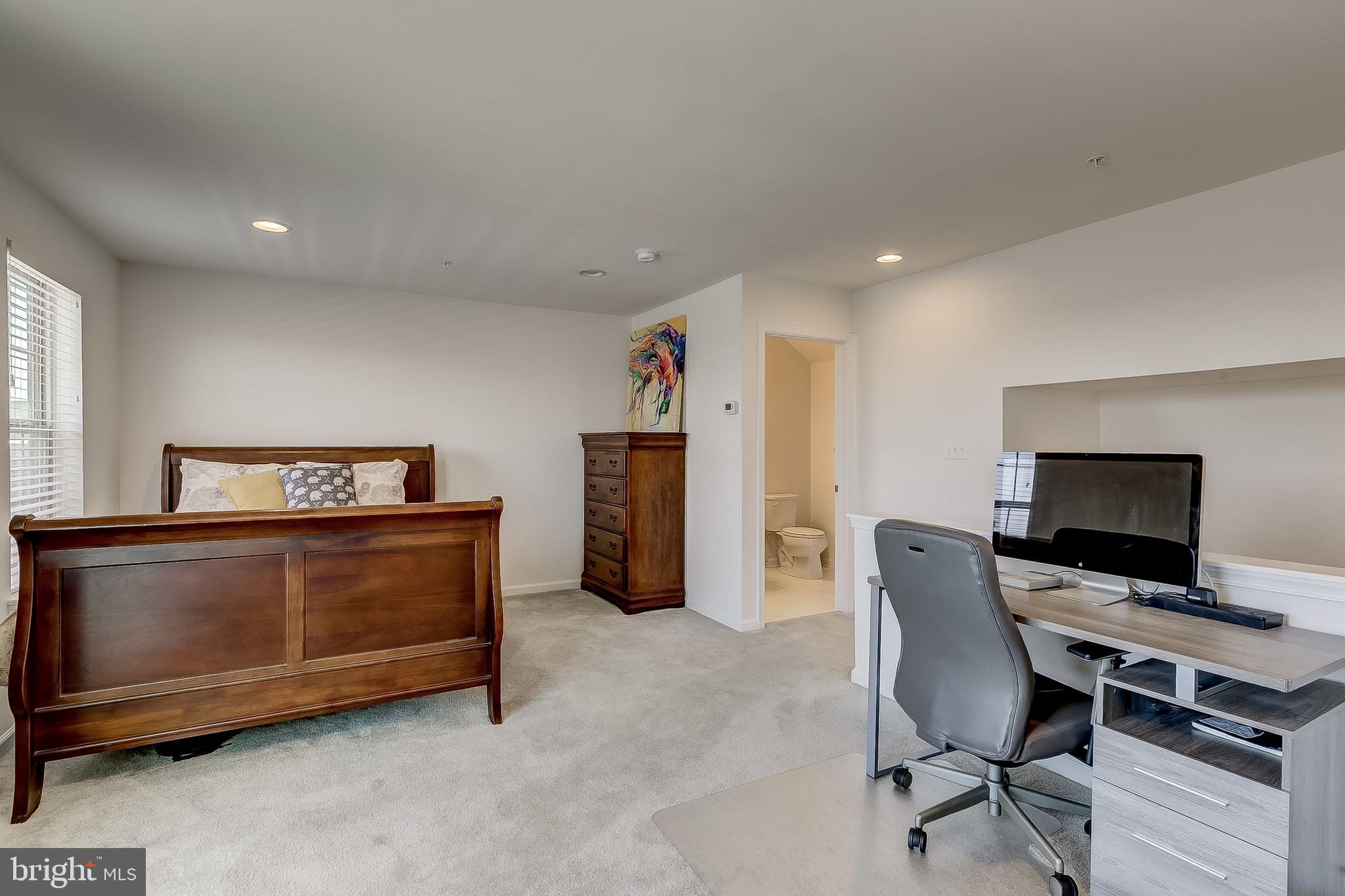 O'DONNELL SQUARE - Residential