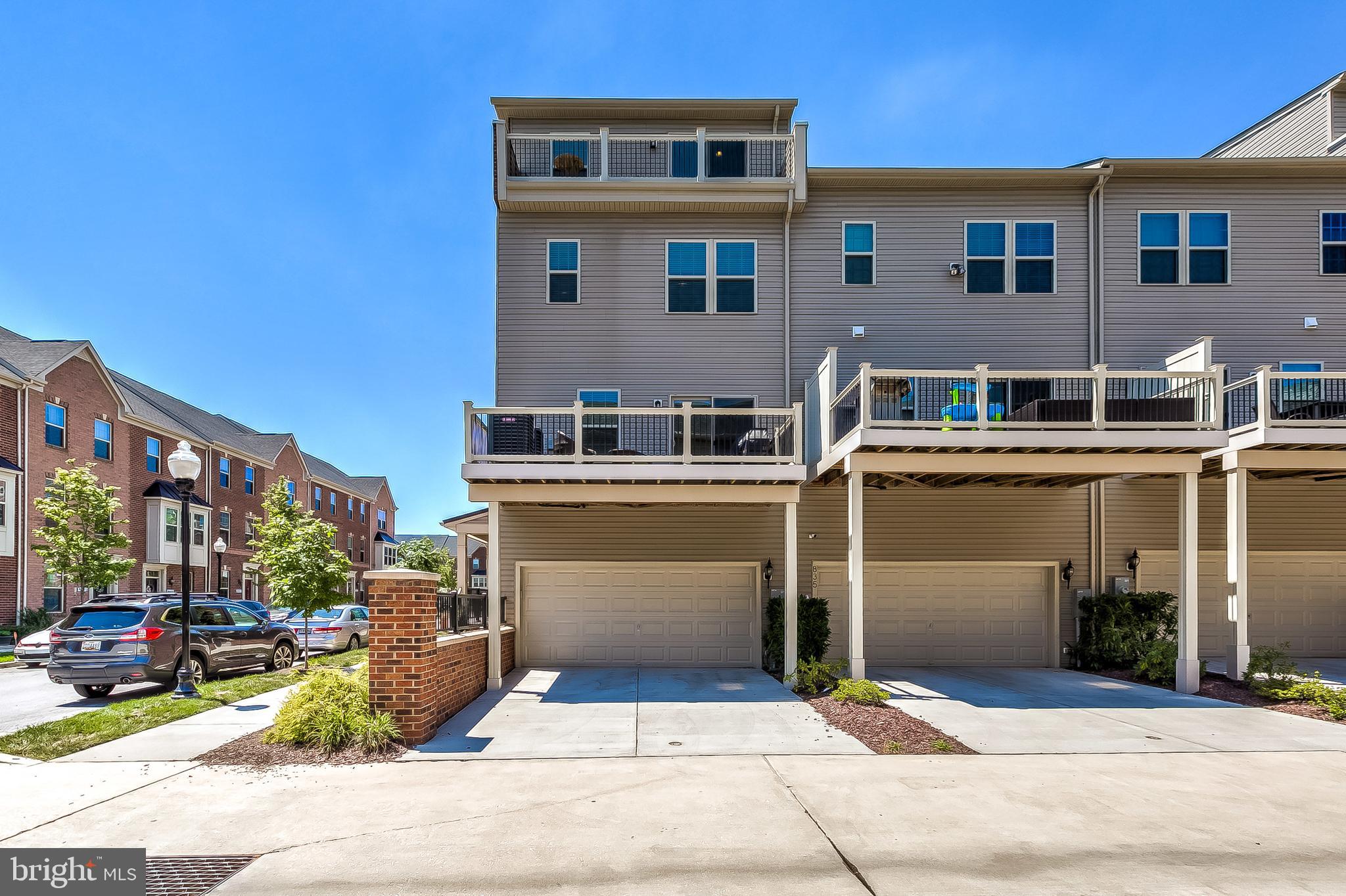 O'DONNELL SQUARE - Residential