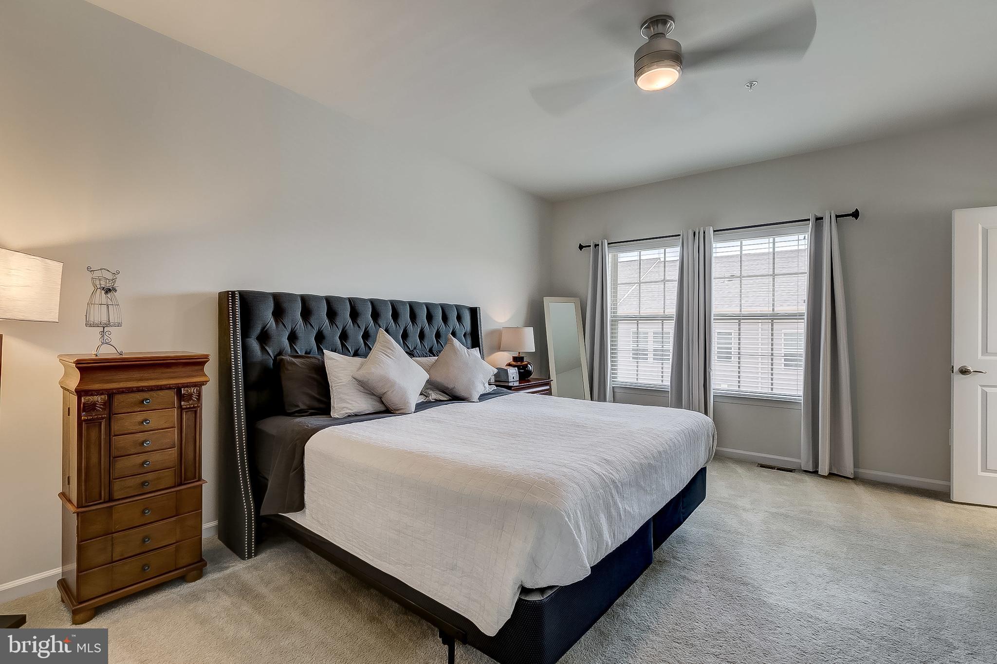 O'DONNELL SQUARE - Residential