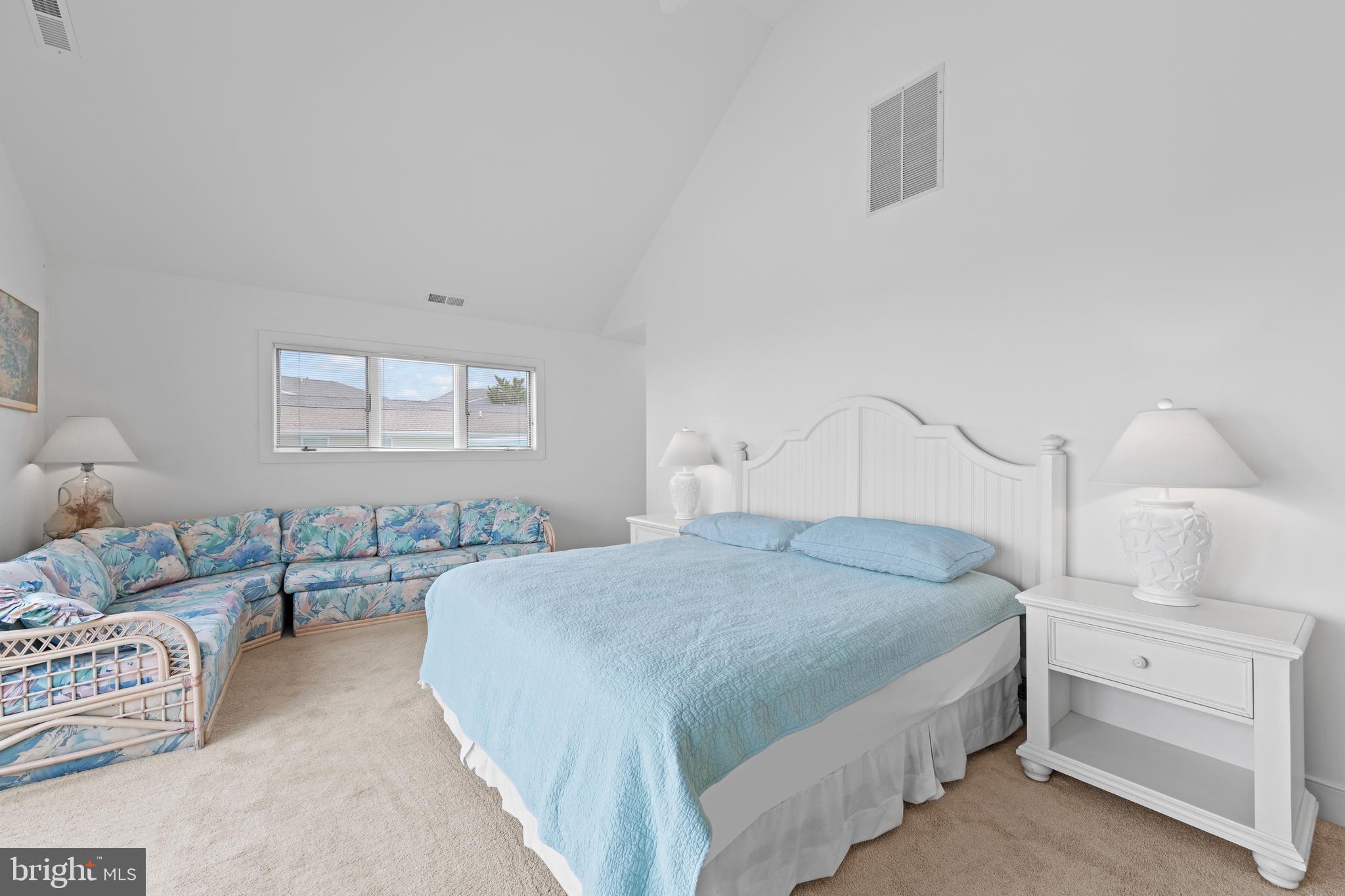 OCEAN VILLAGE - Residential