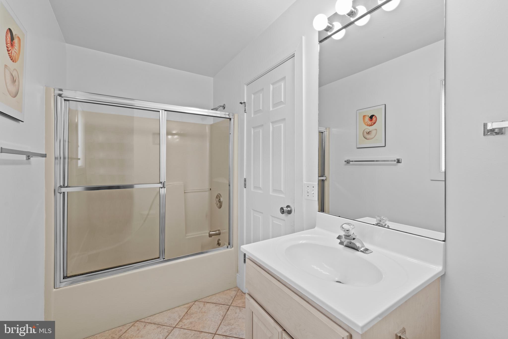 OCEAN VILLAGE - Residential