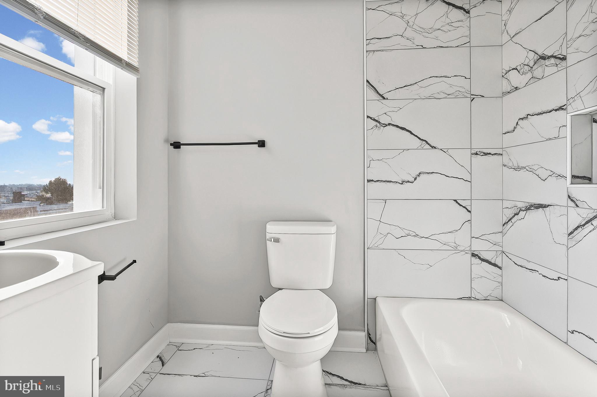 WOODBROOK - Residential Income