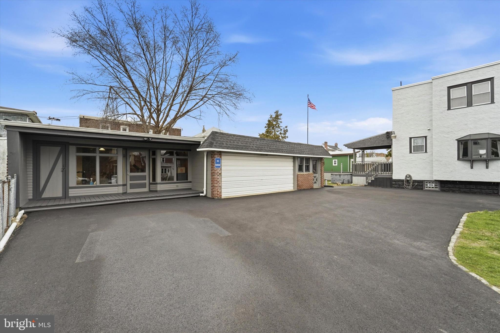 BRANDYWINE VIL - Residential